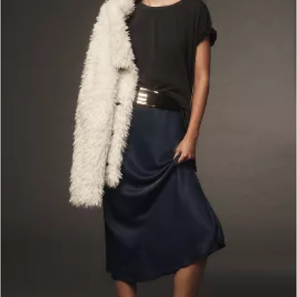 Elegant Navy Blue Skirt